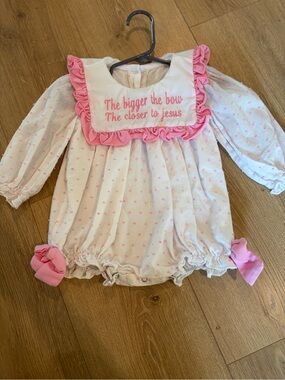 Embroidered Pink & White Infant Romper - "The bigger the bow"